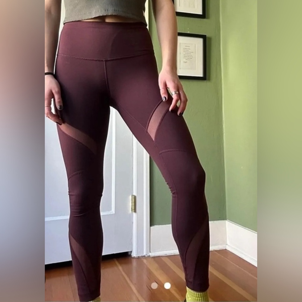 Lululemon Maroon High Rise Wunder Under Leggings With Mesh Panels